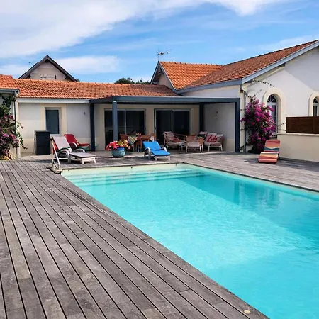 Вилла 038-soulac Sur - Ref 038 - D'exception Avec Piscine Et Jacuzzi Privee Au Centre De Soulac/mer Mae-3591 Сулак-сюр-Мер